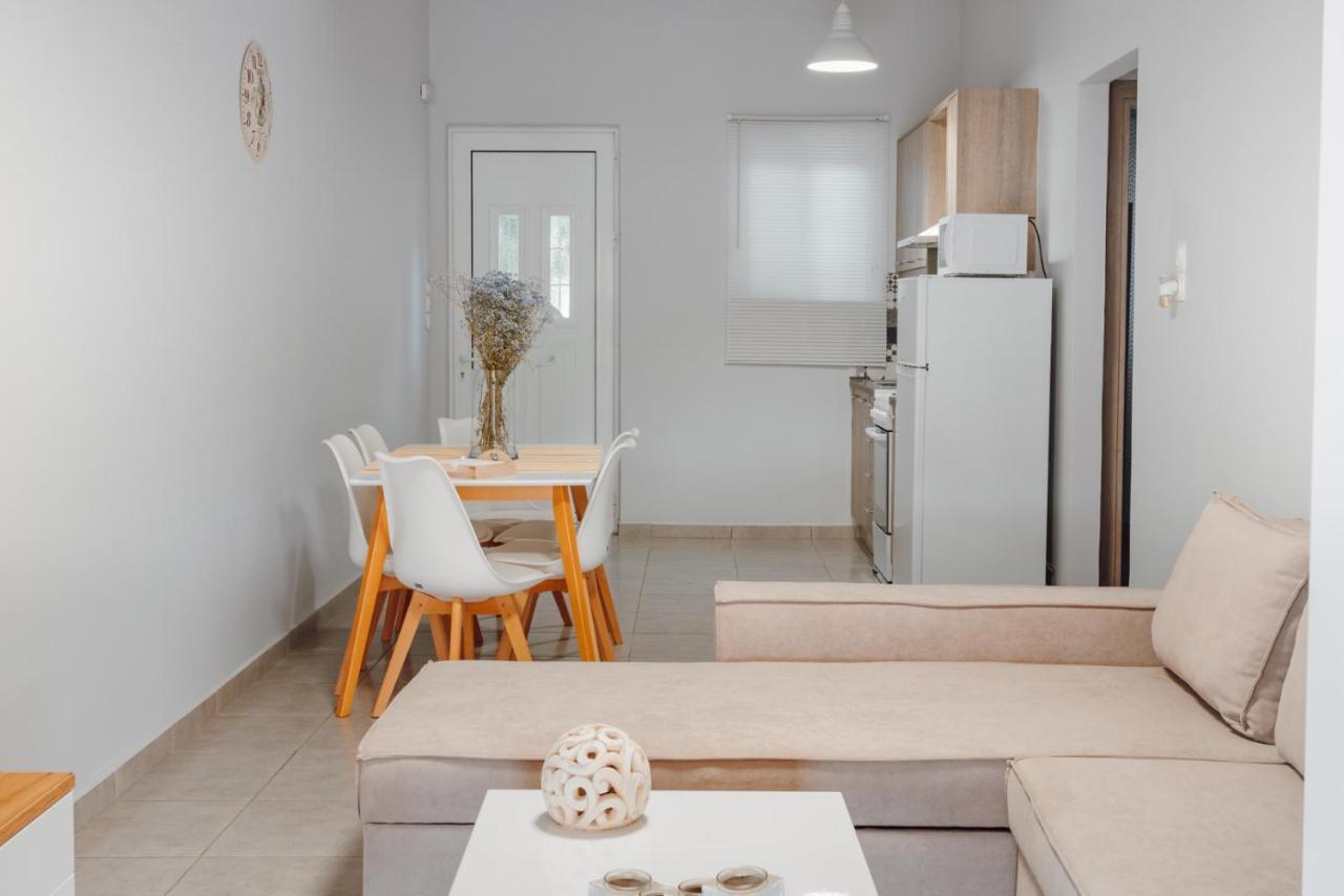 Thalassa Almyros Apartments 维尔加卡拉马塔 外观 照片